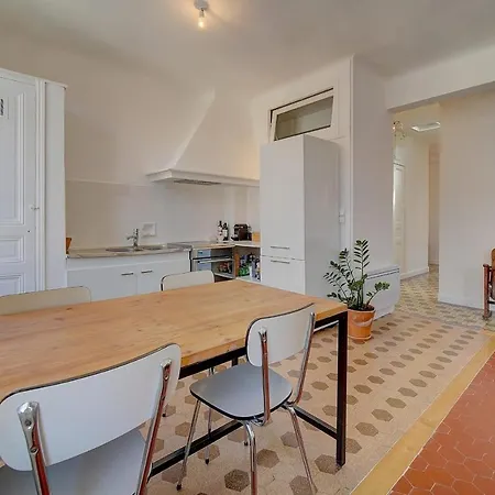 Immogroom - Bright Flat - Near Shops - Congressbeaches Apartment