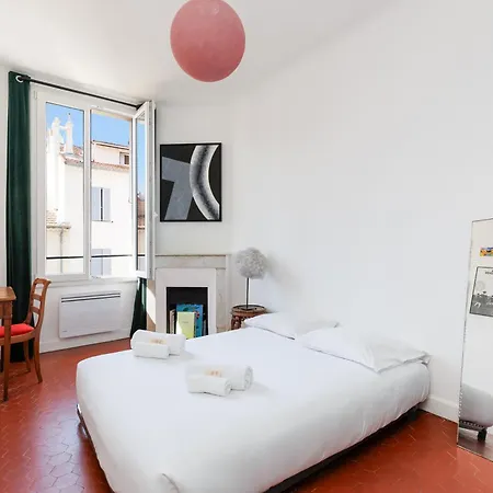 Daire Immogroom - Bright Flat - Near Shops - Congressbeaches